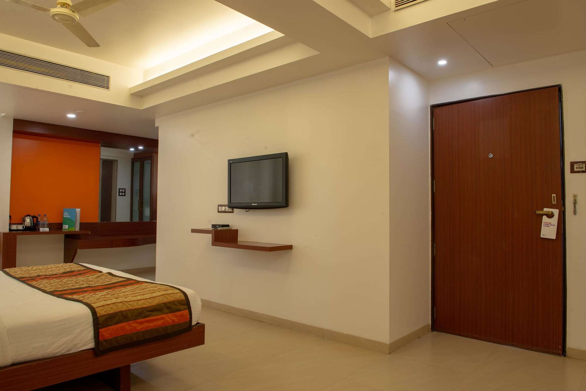 Hotel Mint Montvert Baner Pune Dış mekan fotoğraf