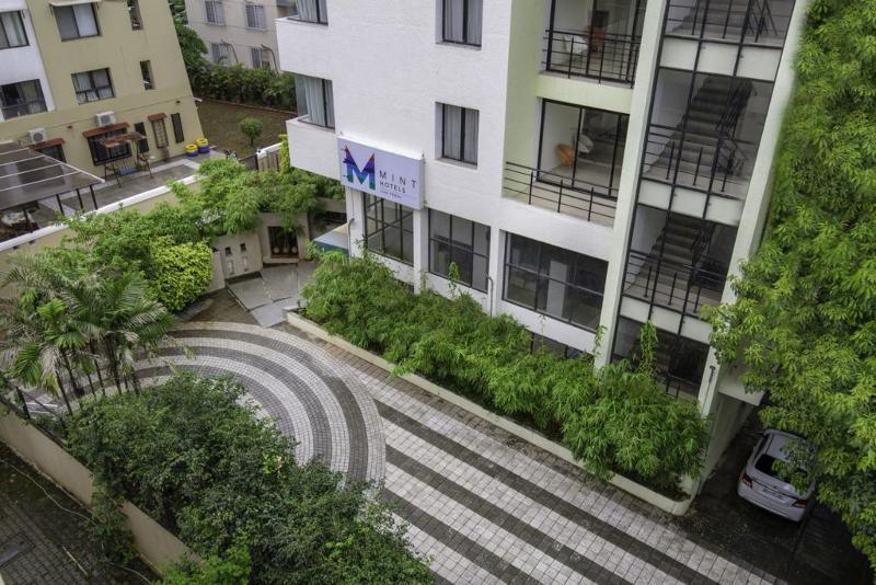 Hotel Mint Montvert Baner Pune Dış mekan fotoğraf
