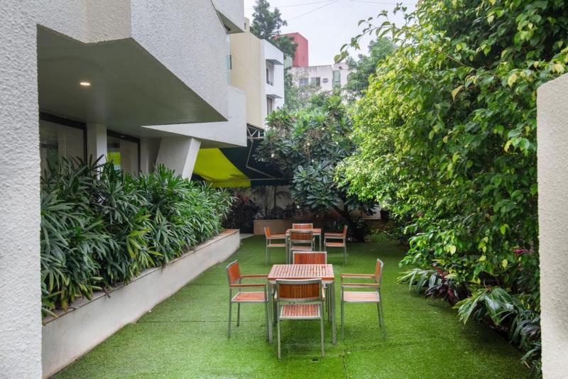 Hotel Mint Montvert Baner Pune Dış mekan fotoğraf