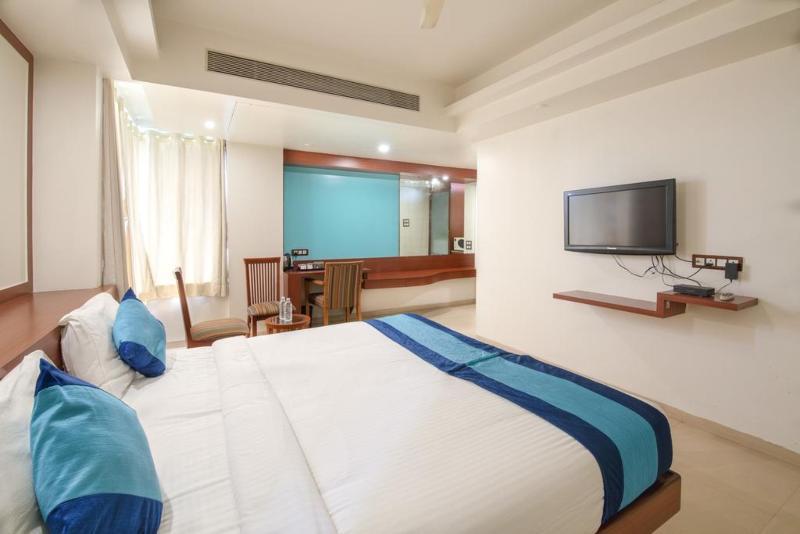 Hotel Mint Montvert Baner Pune Dış mekan fotoğraf